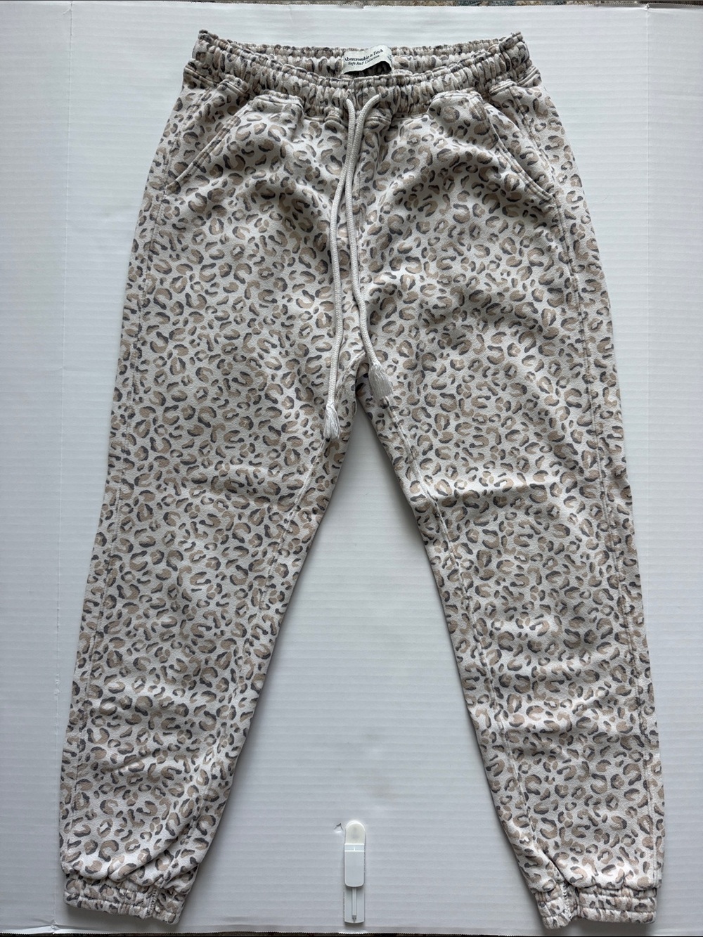 Abercrombie & Fitch Cream Leopard Print Joggers SIZE SMALL